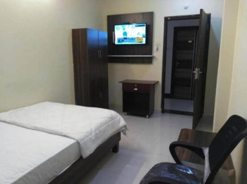 Oyo Flagship 80855 Hotel R Grand Vijayawāda Eksteriør billede