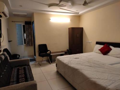 Oyo Flagship 80855 Hotel R Grand Vijayawāda Eksteriør billede